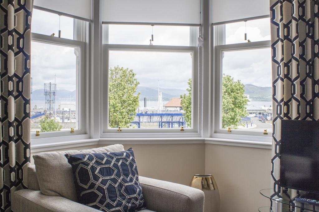 Lexington Apartment